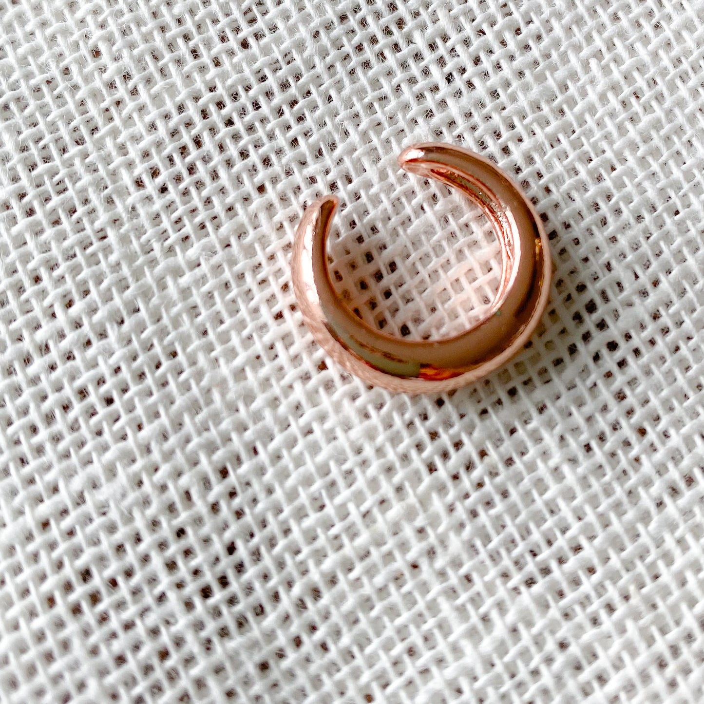 Uptown thick earcuff earring - Bellestyle rose gold crystal