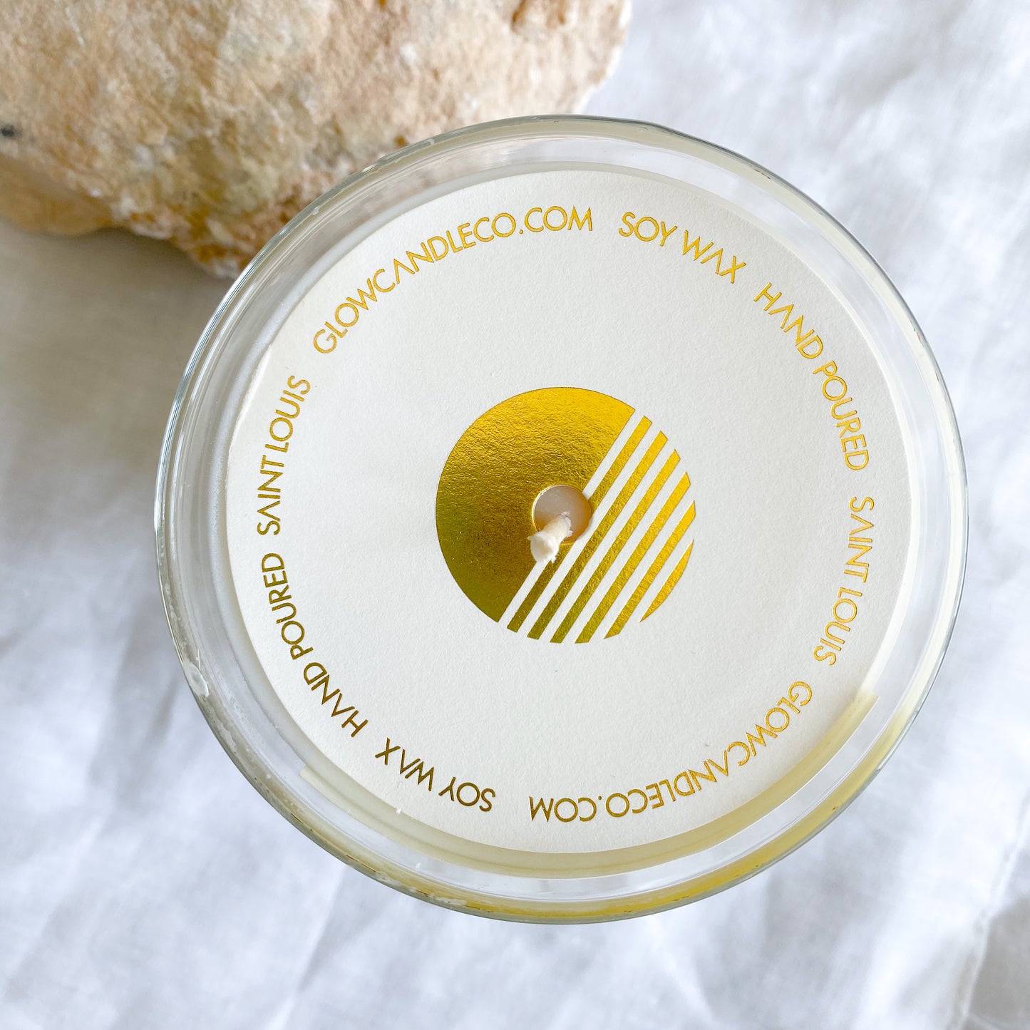 GLOW Sun & Sea Salt Candle - BelleStyle
