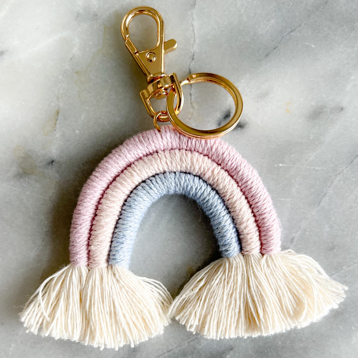 Rainbow Macrame Gold Keychain with Ring - BelleStyle