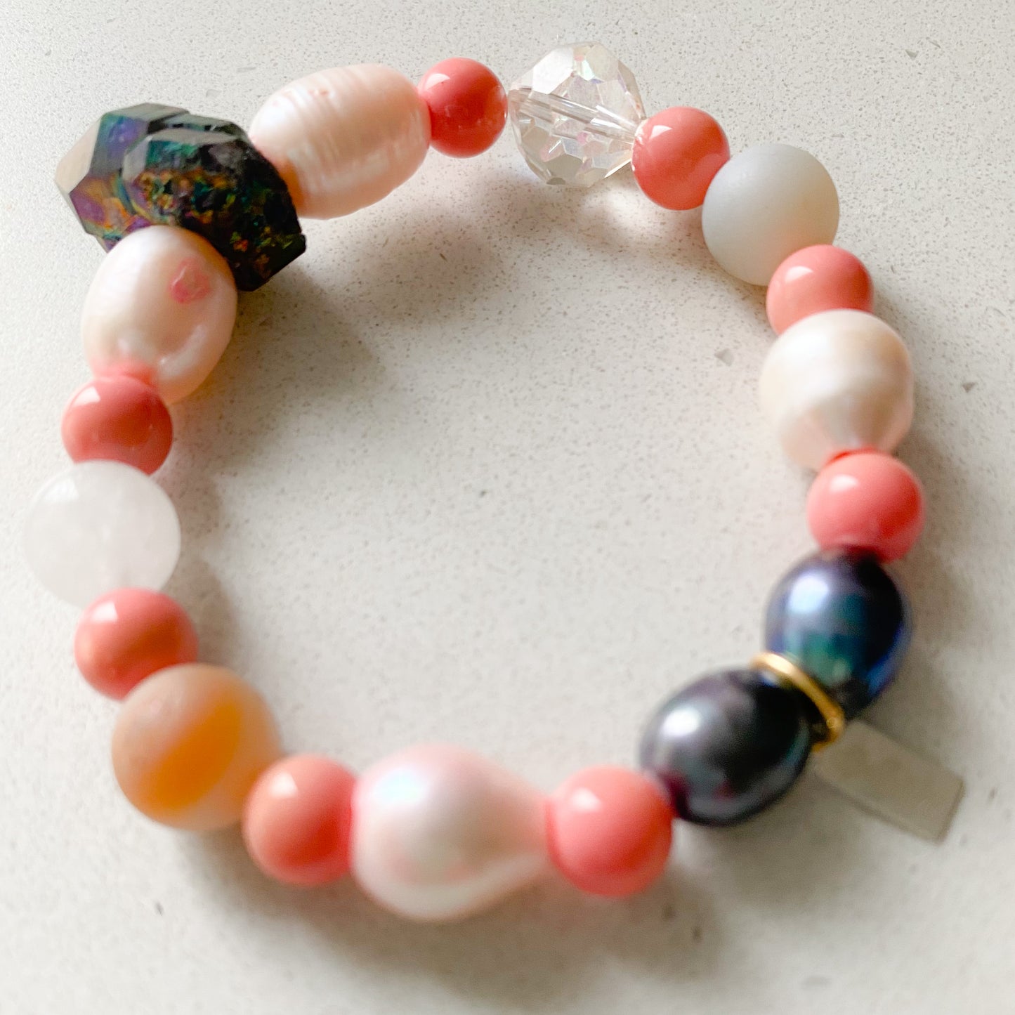 Whisper Peacock Ore Freshwater Pearl Bracelet - Bellestyle