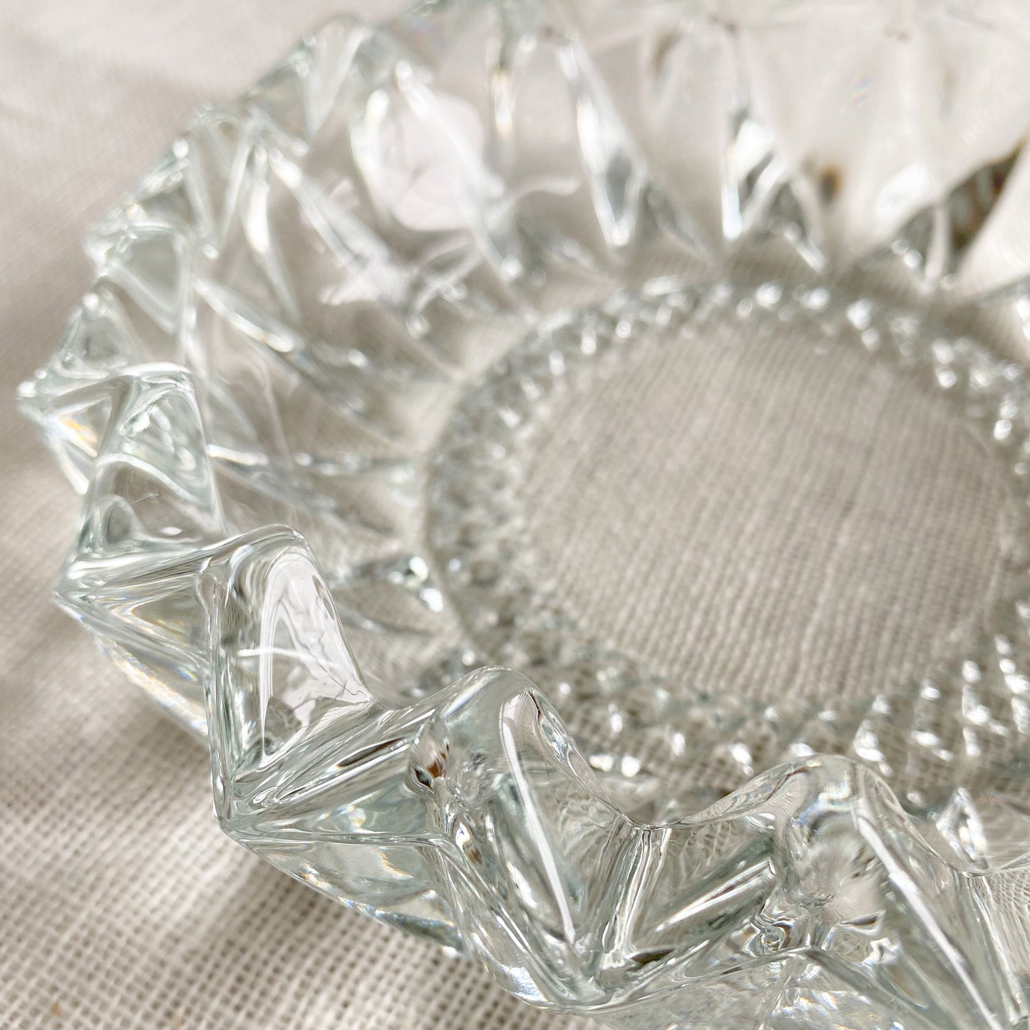Georgia Sustainable Crystal Dish - Bellestyle