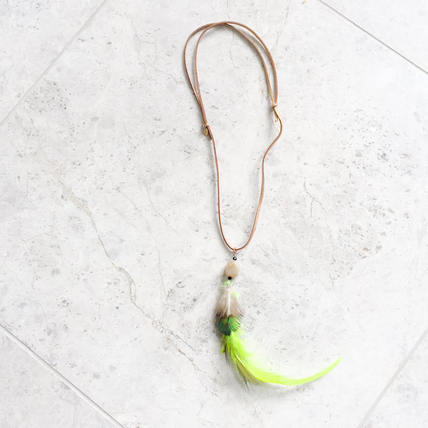 Neon Necklace - BelleStyle