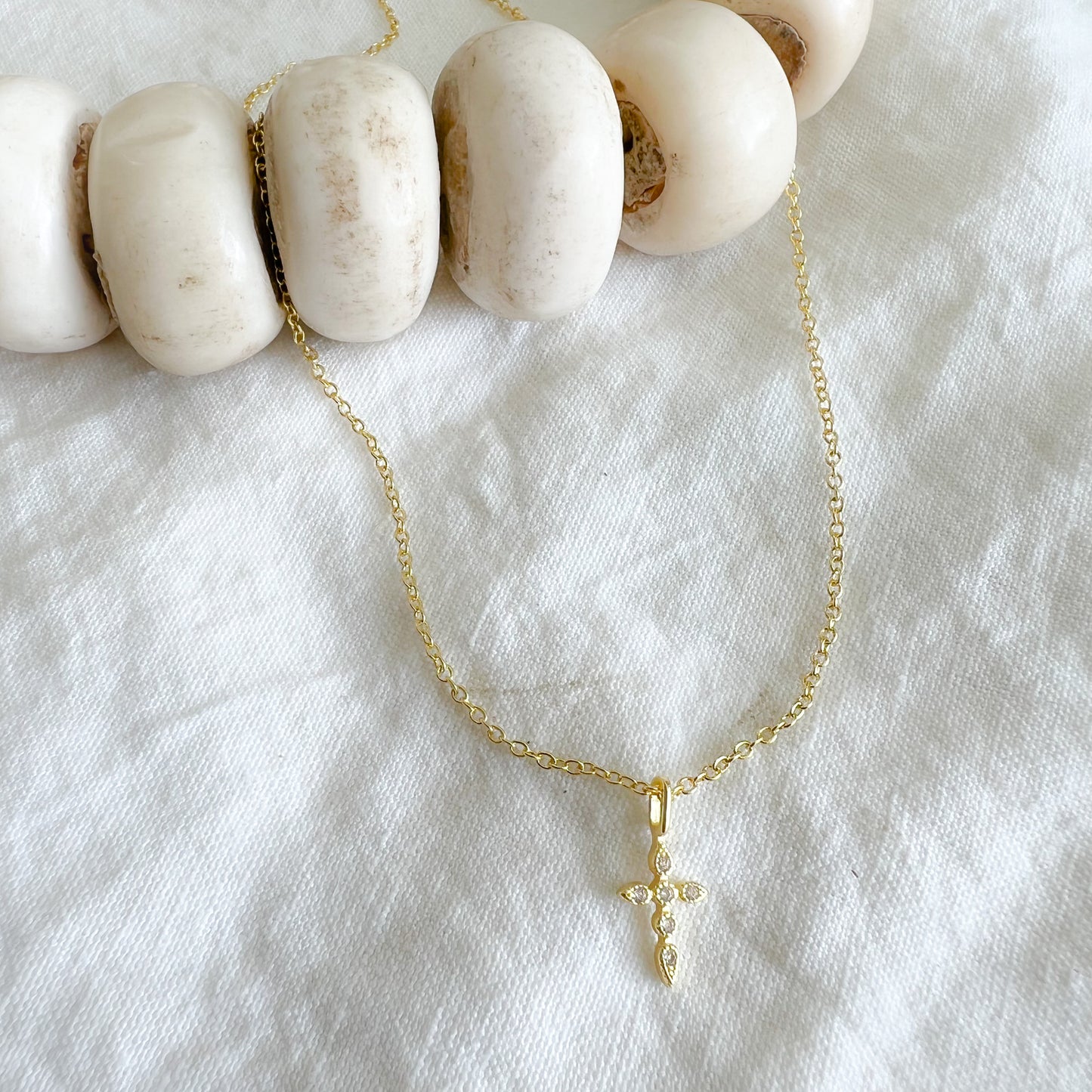 Sterling silver Mini Cross Necklace - BelleStyle