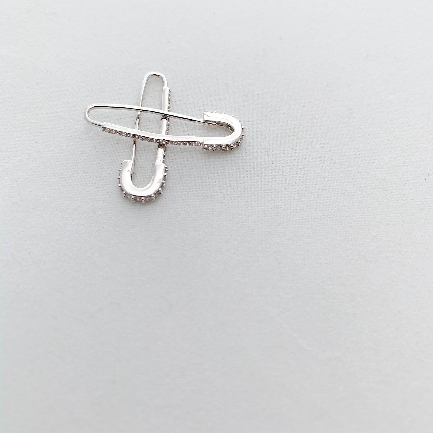 Safety Pin Earrings - BelleStyle