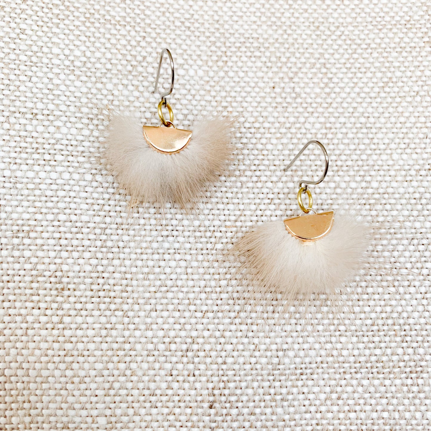 Dylan Earrings - BelleStyle