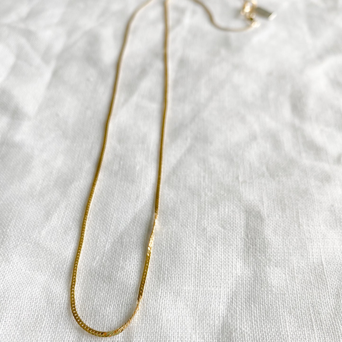 Harry Herringbone Gold Chain - BelleStyle