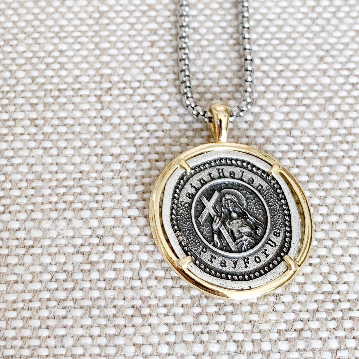 The Saints Necklace - BelleStyle