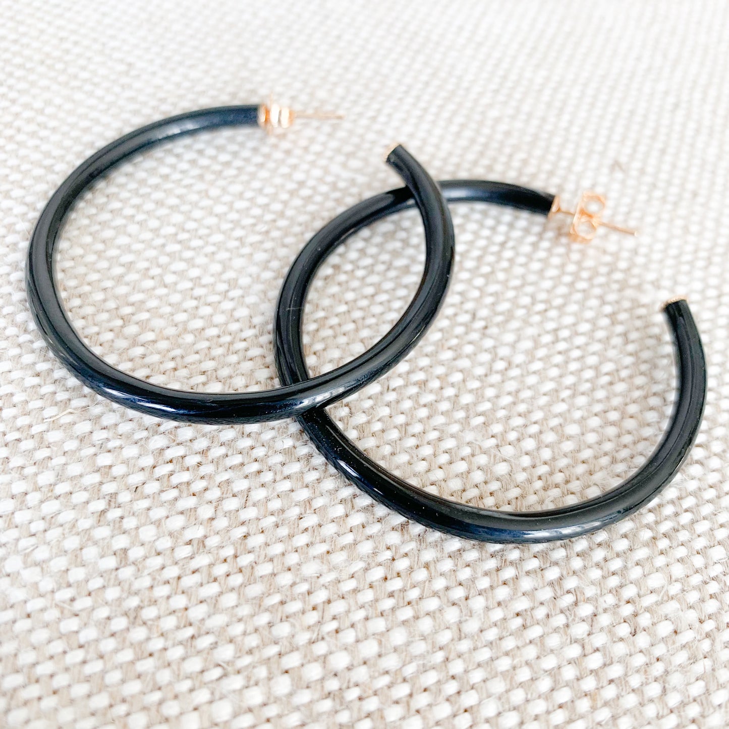 Black & White Hoop Earrings - BelleStyle