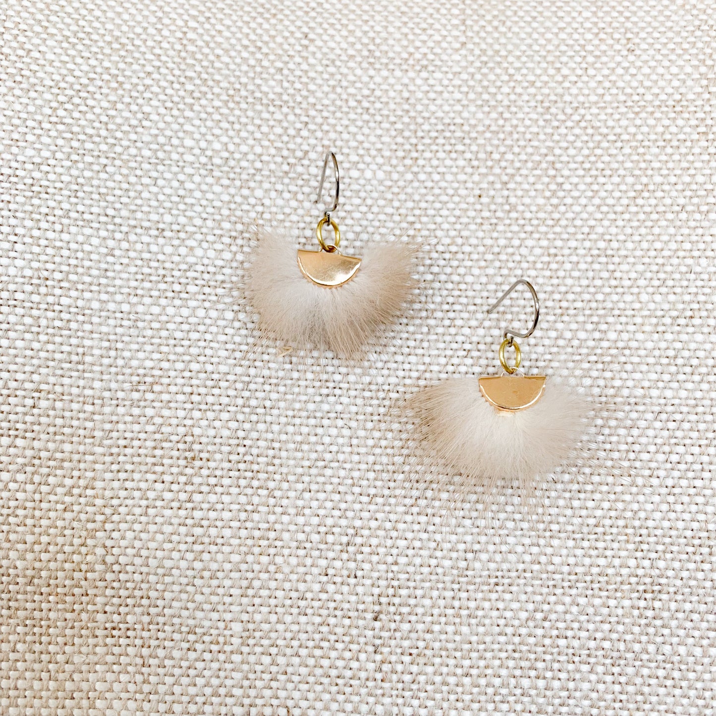 Dylan Earrings - BelleStyle