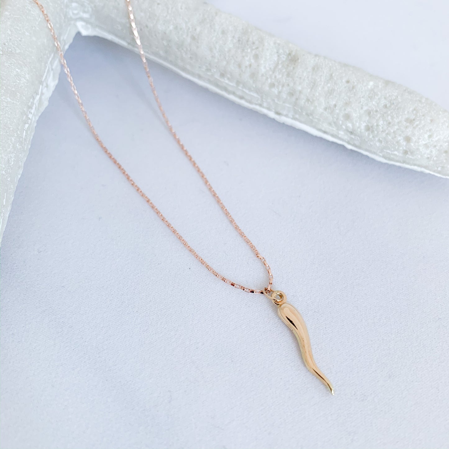 Italian Horn Necklace - BelleStyle