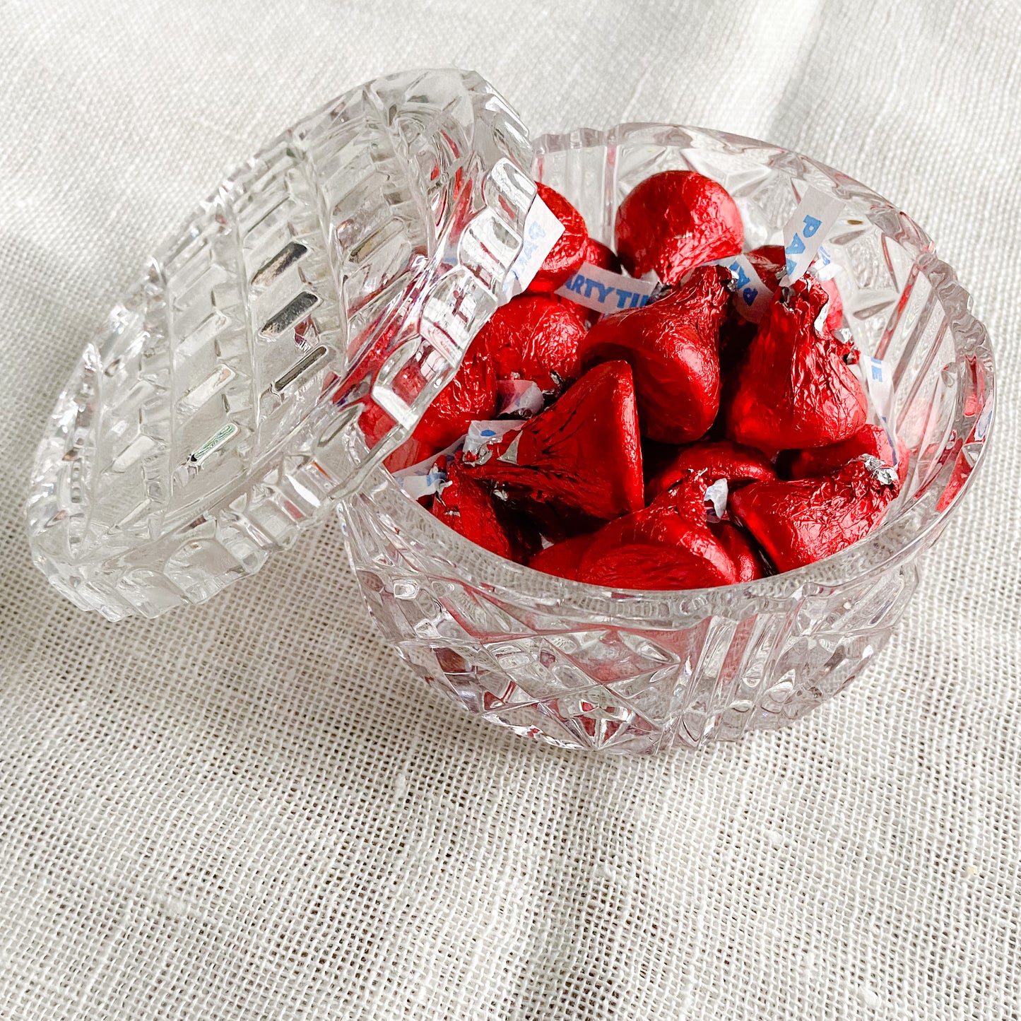 McGee Sustainable Crystal Jewelry Dish - Bellestyle