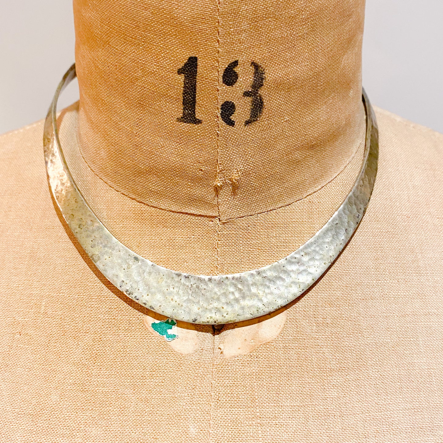 Cairo Vintage Neck Cuff Necklace - Bellestyle