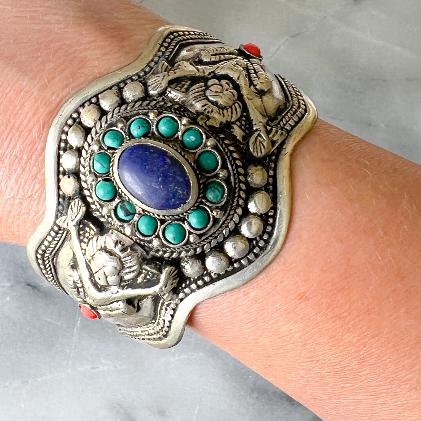 Aztec Lapis Lazuli Cuff Bracelet - BelleStyle
