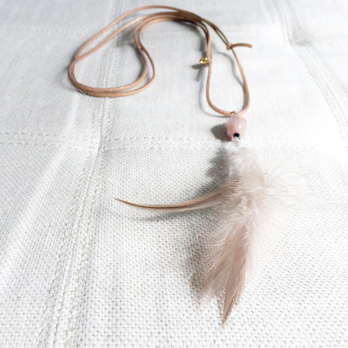 Dove Necklace - BelleStyle