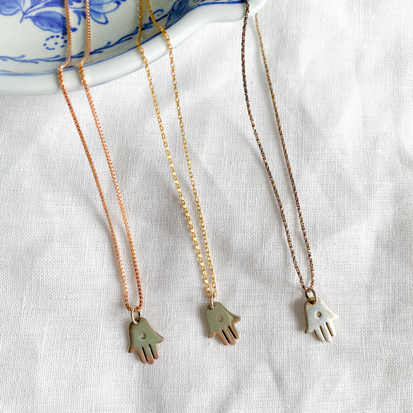 Hamsa Diamond Necklace - BelleStyle