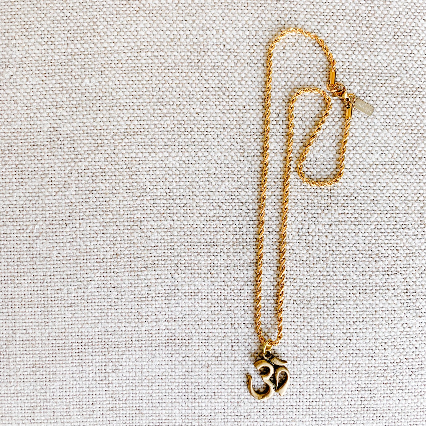 Tibet OM Rope Necklace - BelleStyle