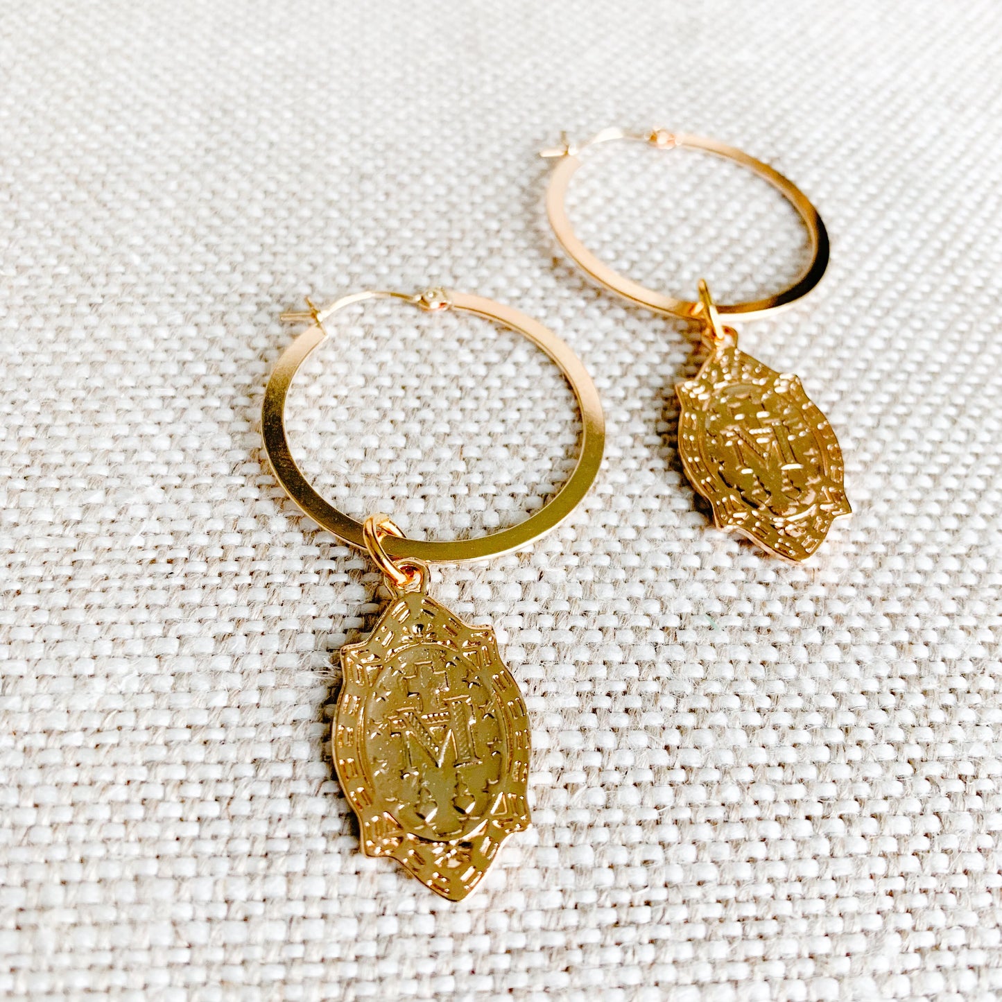 Brio Ave Maria Earrings - BelleStyle