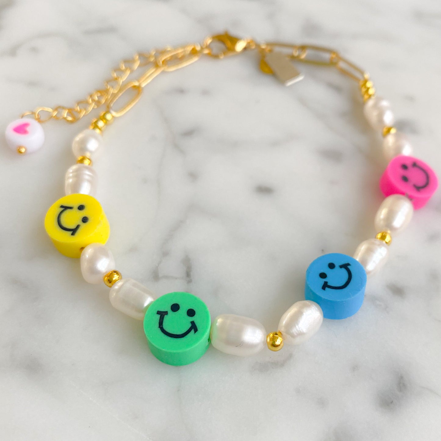 Happy Face Freshwater Pearl Bracelet - BelleStyle