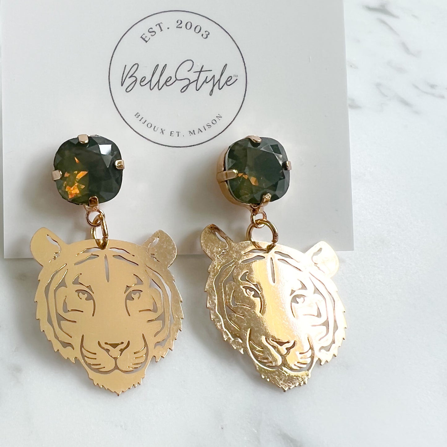 Tiger Post Earrings - BelleStyle