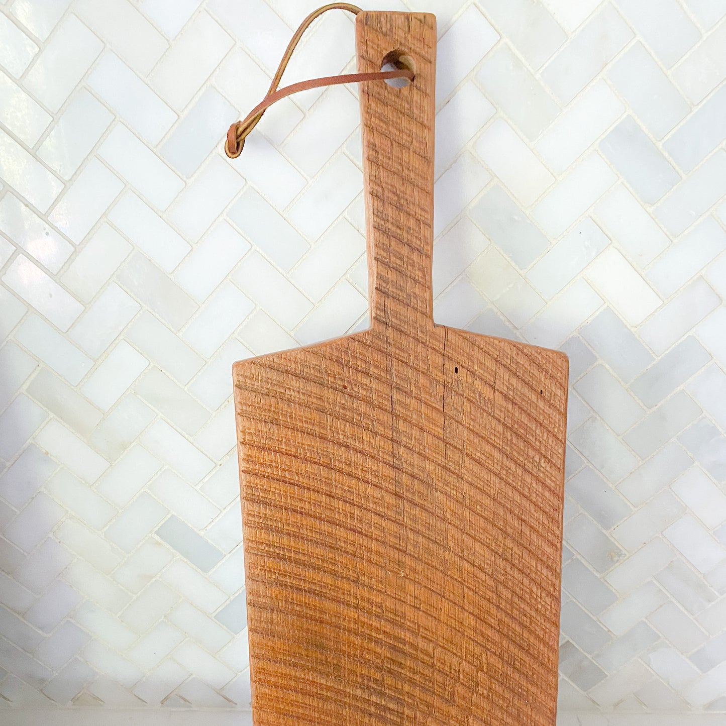 Honey Rustic Sustainable Oak Serving Board - Bellestyle