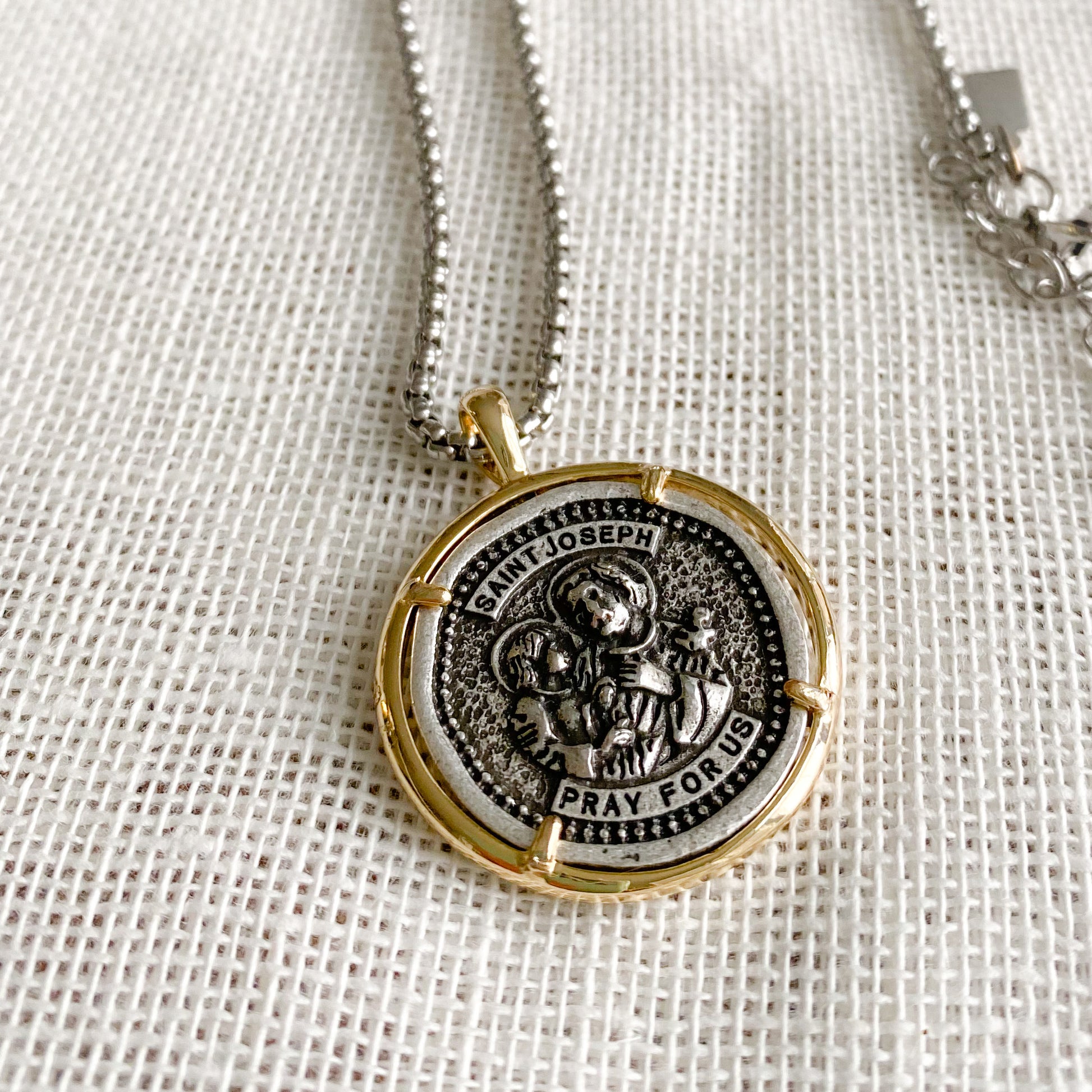 The Saints Necklace - Bellestyle Saint Joseph