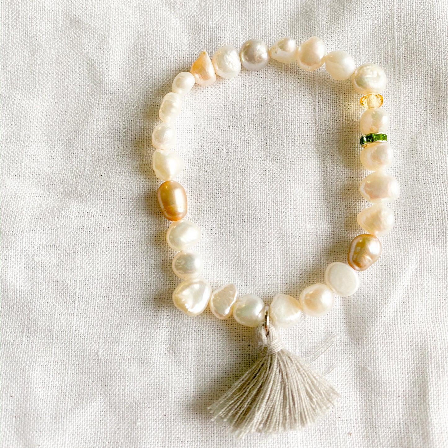 Wallace Freshwater Pearl Bracelet - BelleStyle