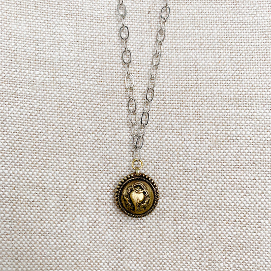 Heart Amulet Necklace - BelleStyle