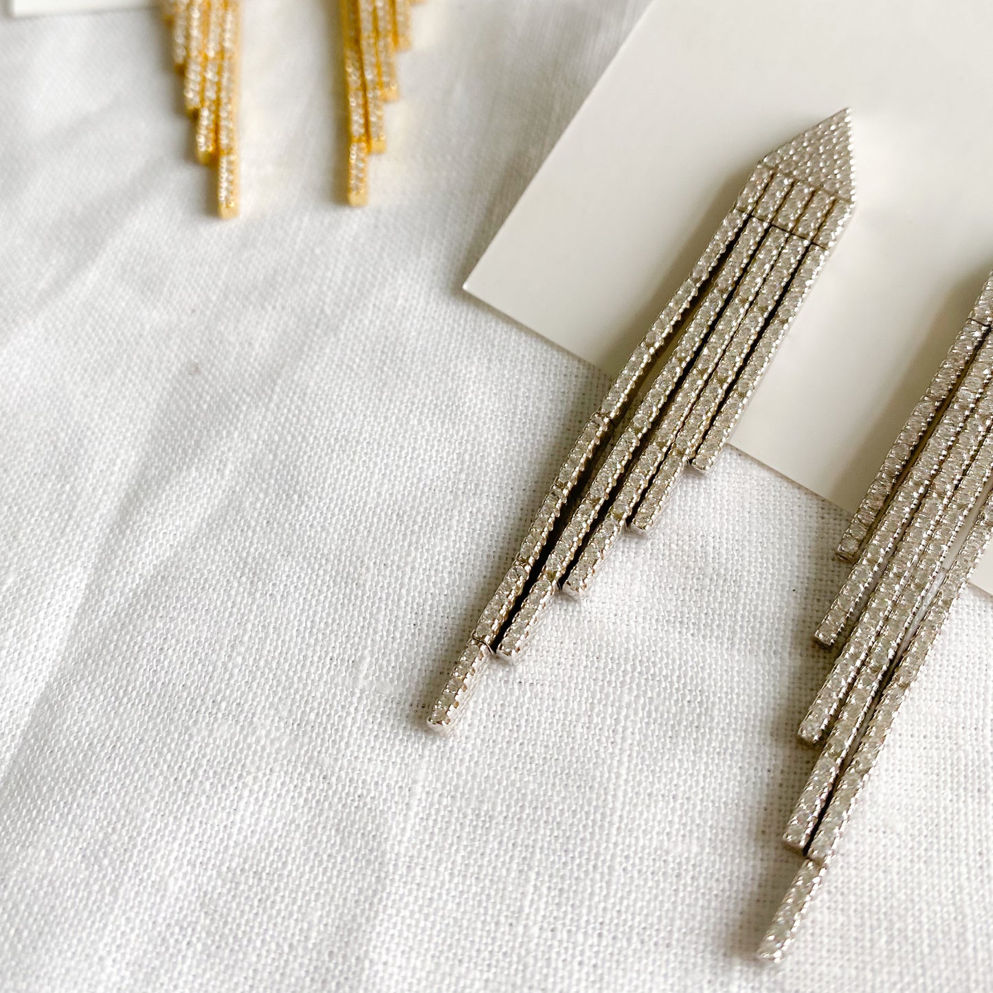 Monroe Crystal Earrings - BelleStyle