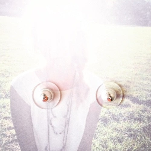 Shell Post Earrings - BelleStyle