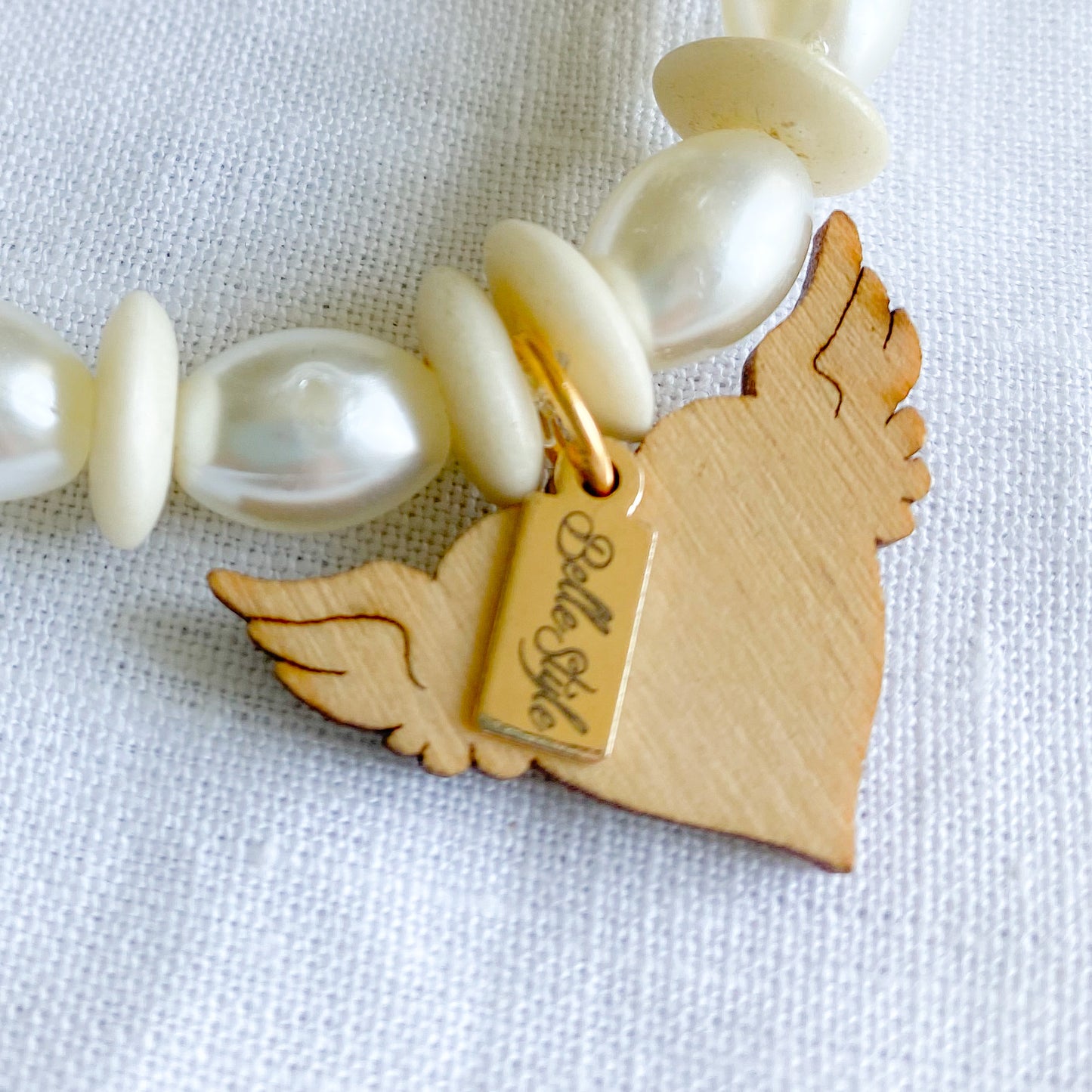 Sustainable Flying Heart Bracelet - BelleStyle