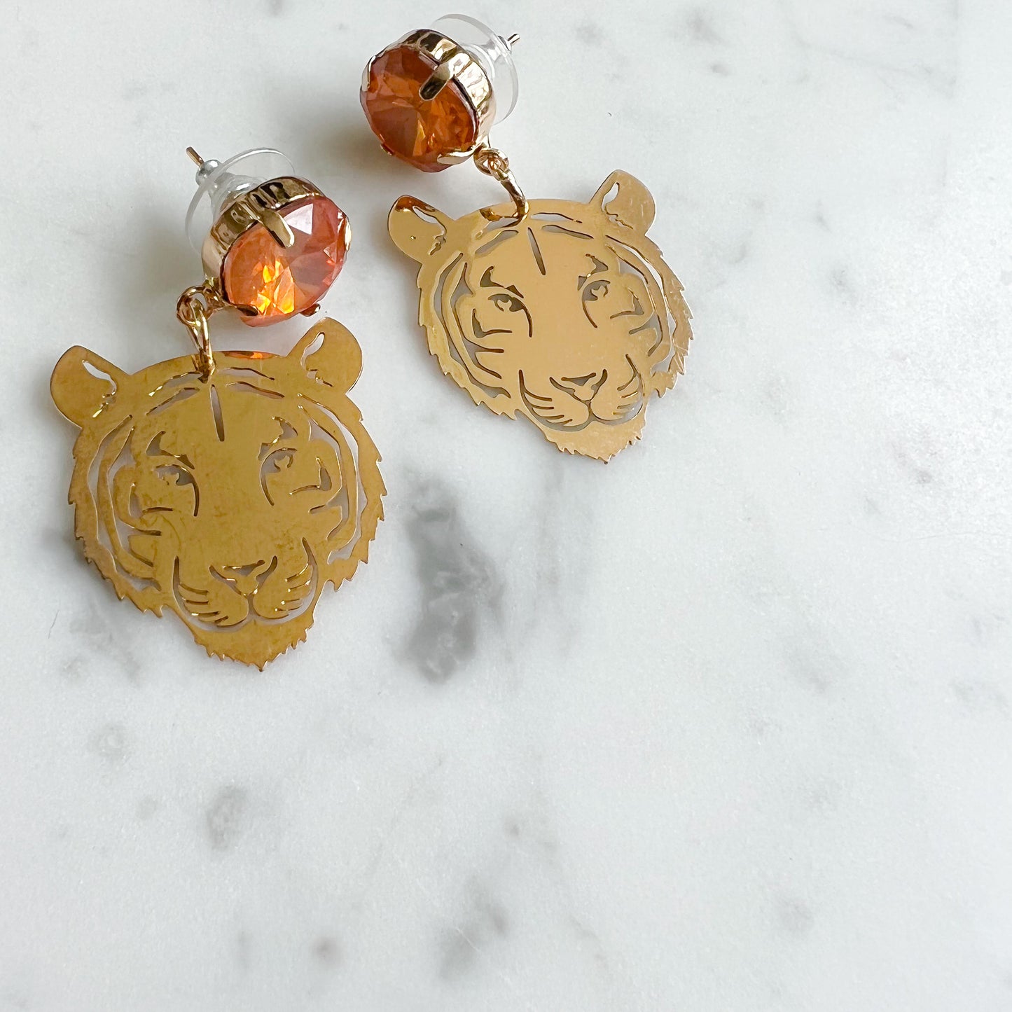 Tiger Post Earrings - BelleStyle