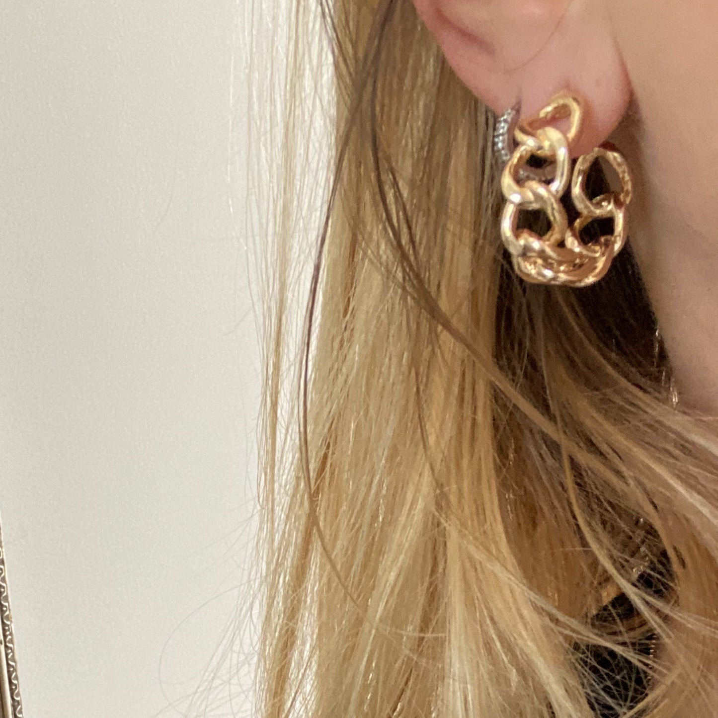 Curb Chain Link Hoop EarringS - BelleStyle