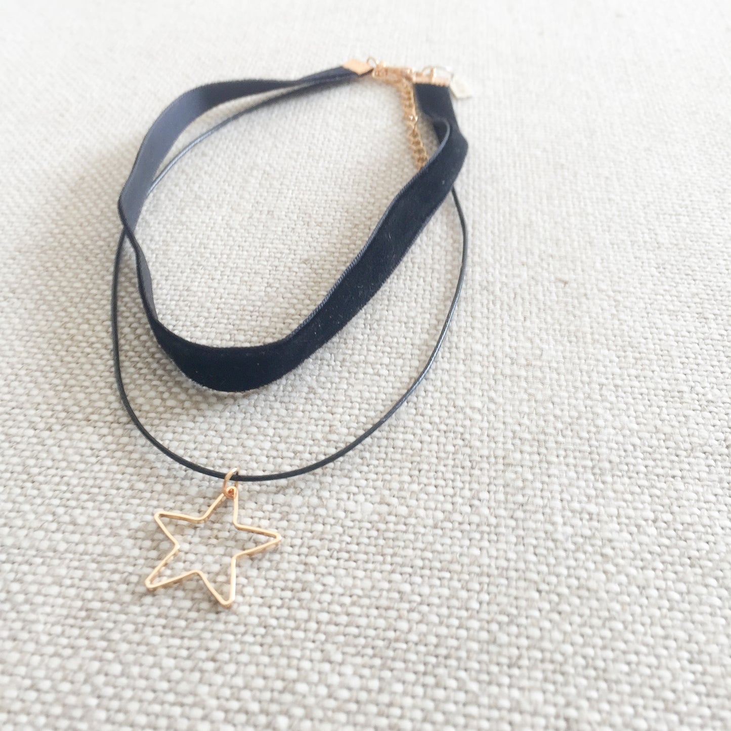 Star Choker Necklace - BelleStyle