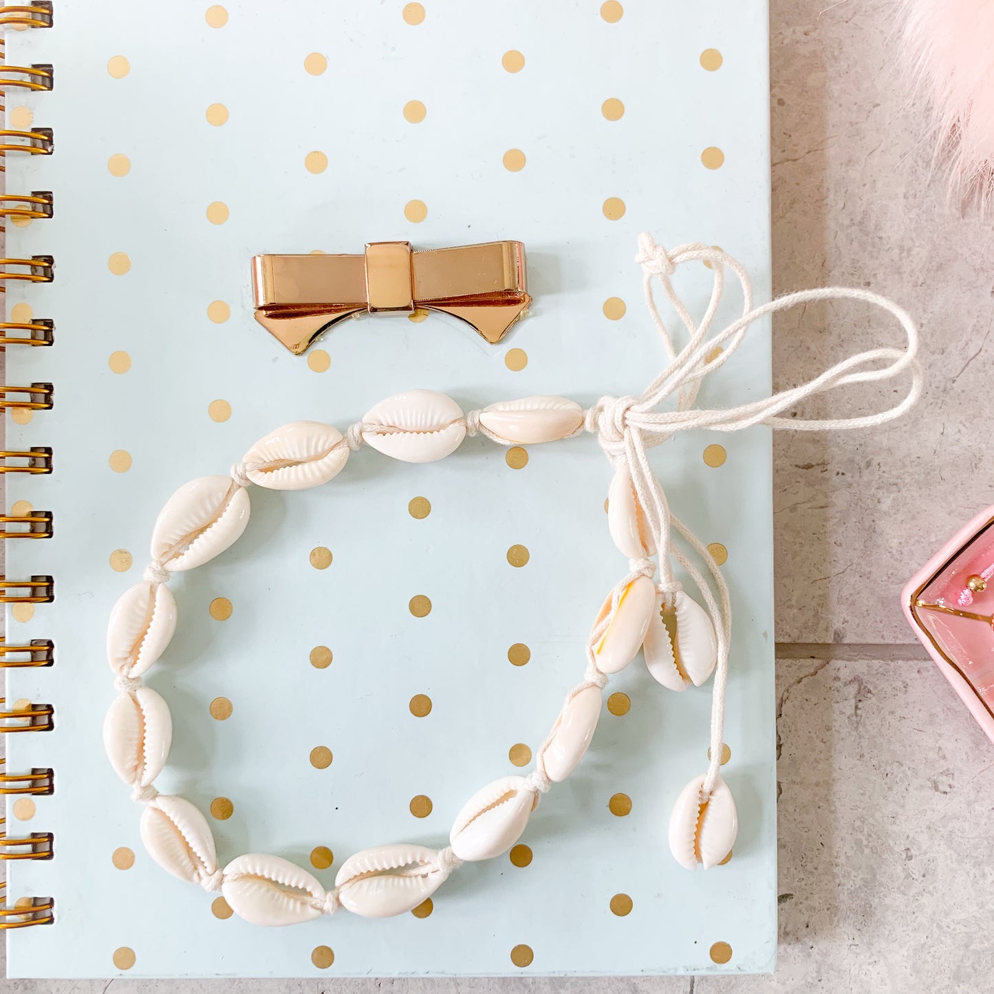 Cowrie Choker Necklace - BelleStyle