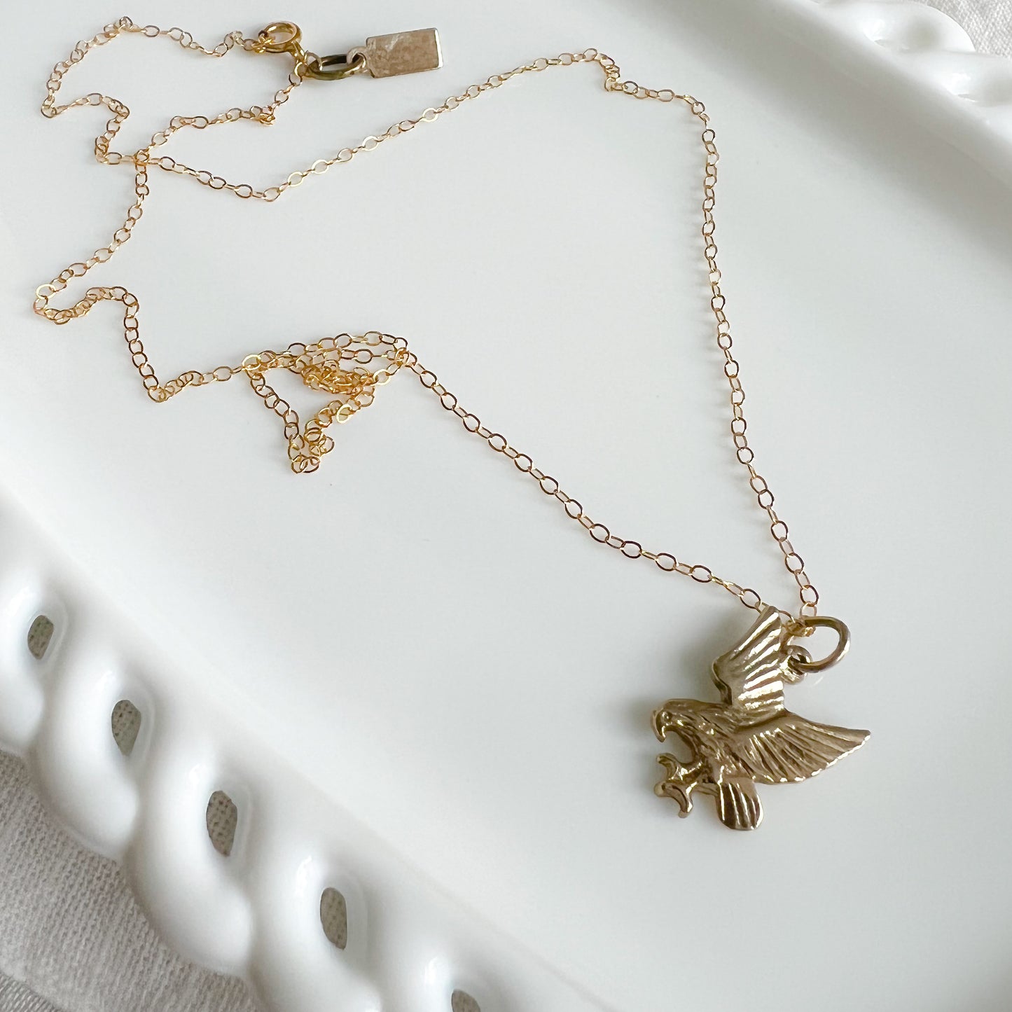 Vintage Flying Eagle Gold Necklace - BelleStyle