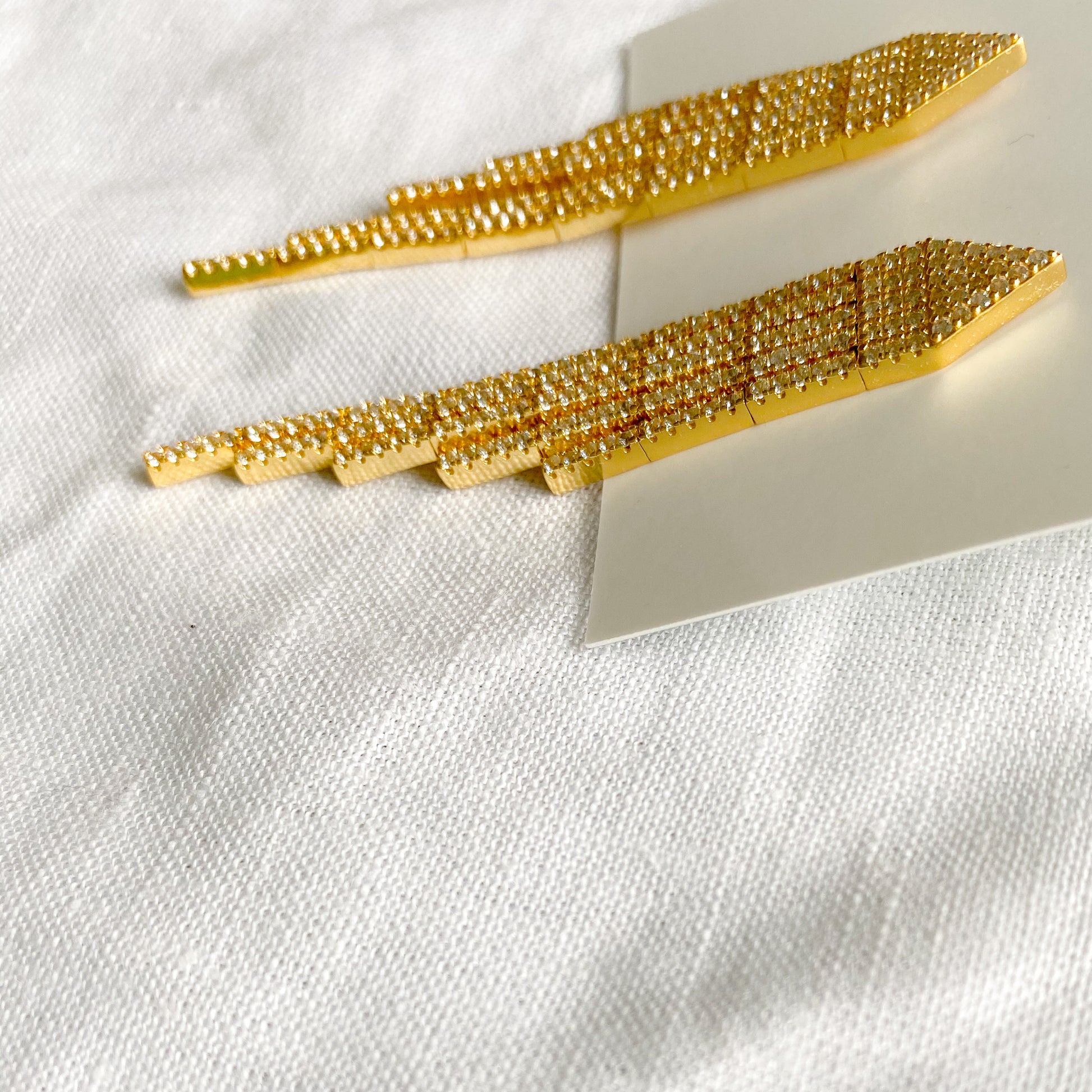Monroe Crystal Earrings - BelleStyle