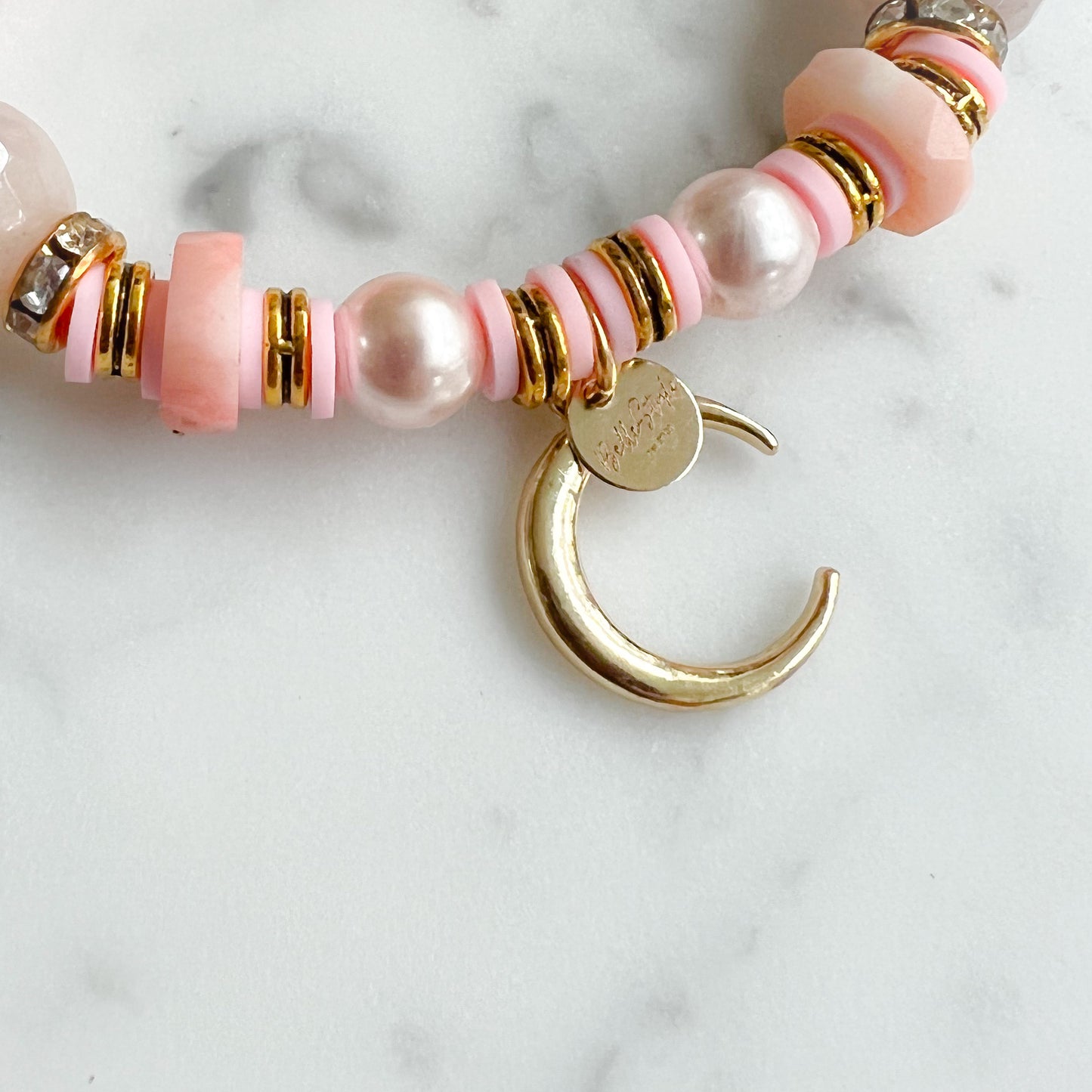 Lunar Carnelian Gold Bracelet - BelleStyle