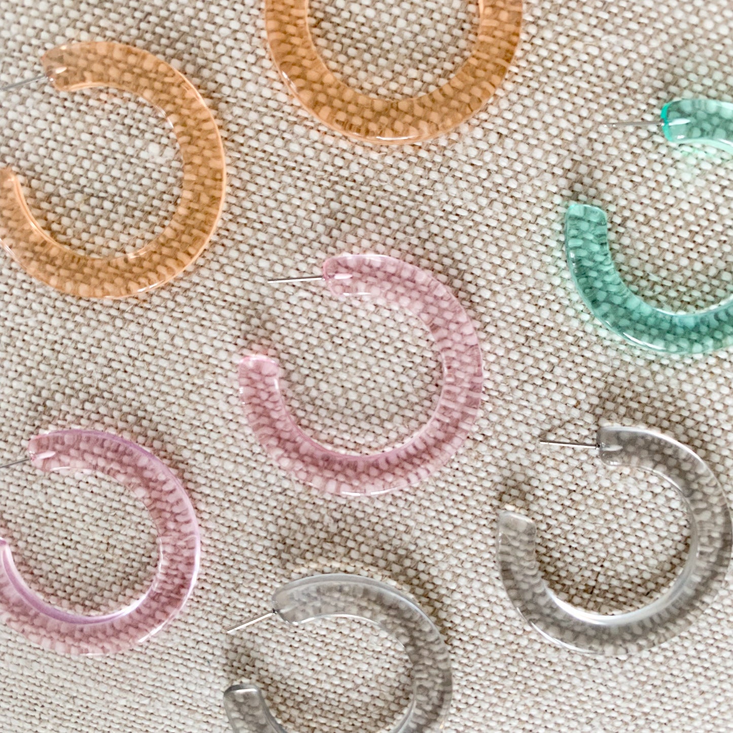 Lucite Dream Earrings - BelleStyle