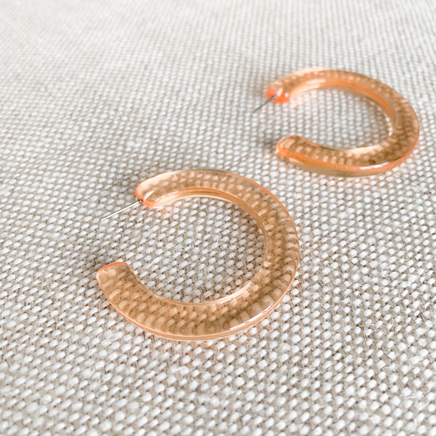 Lucite Dream Earrings - BelleStyle