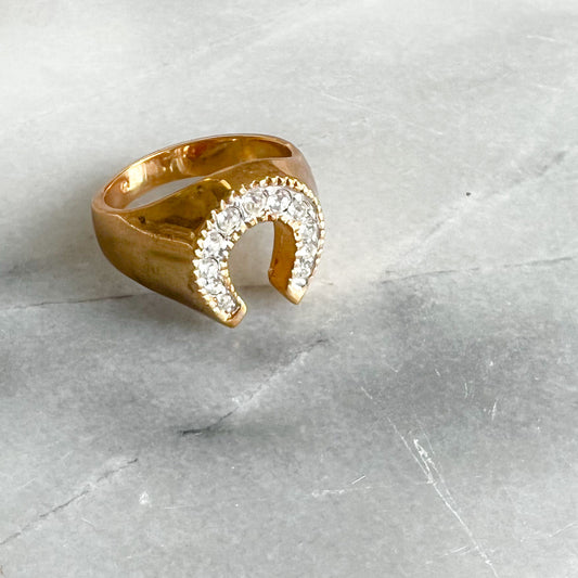 Vintage Horseshoe Gold Unisex Ring - Bellestyle