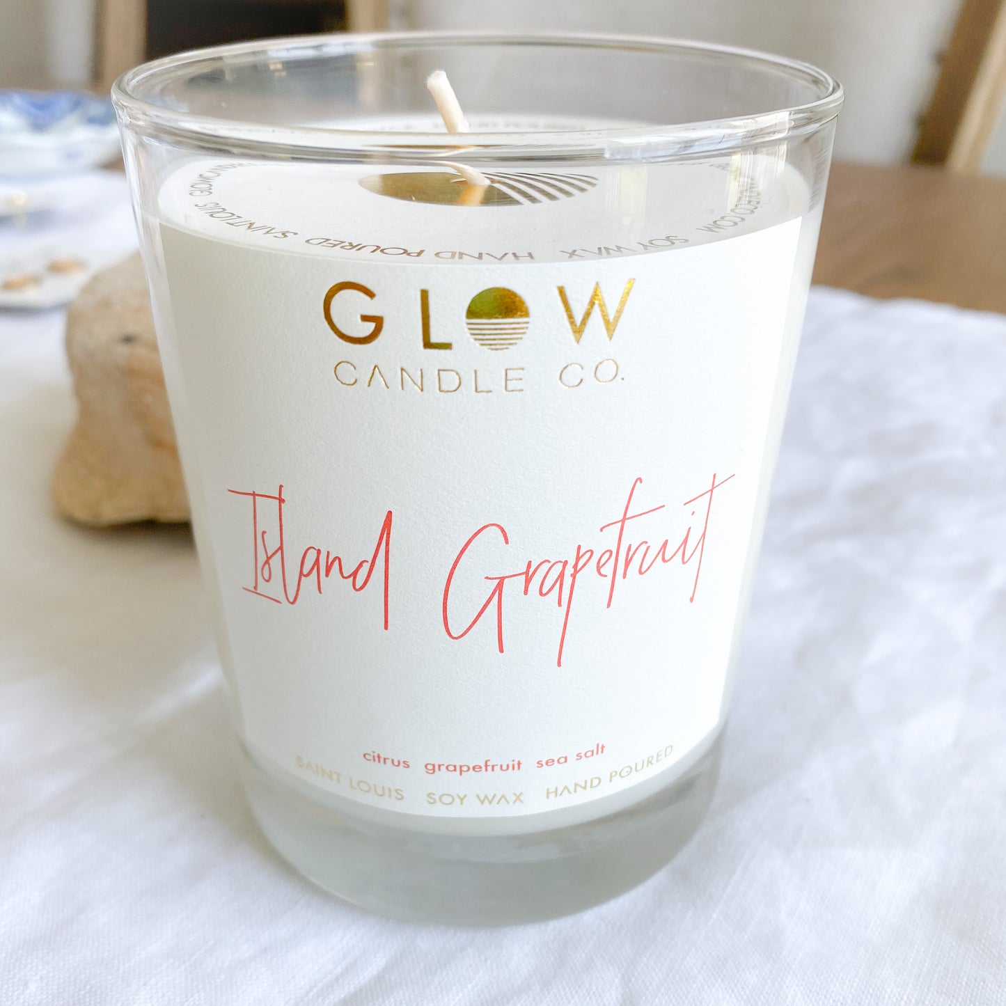 GLOW Island Grapefruit Candle - BelleStyle