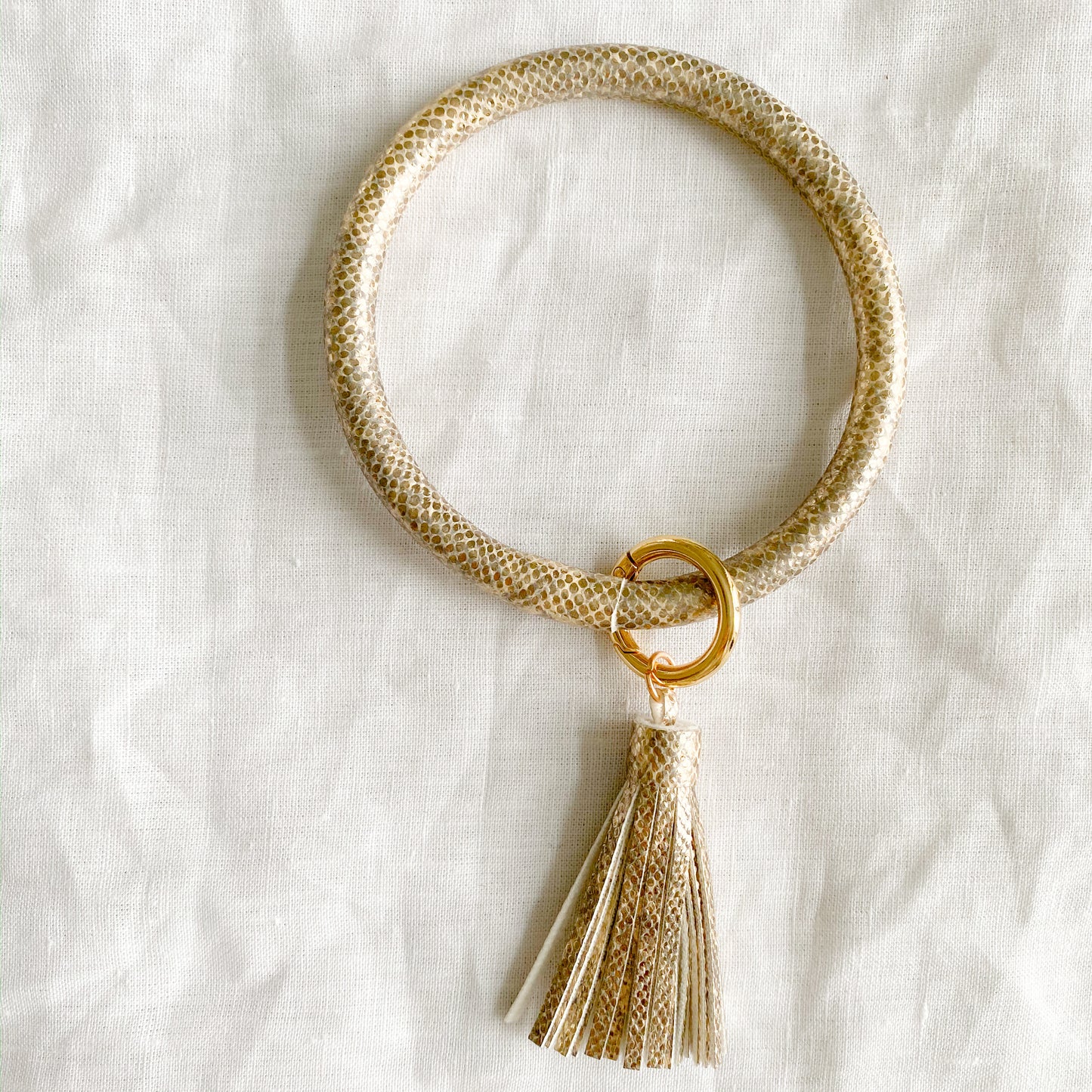 Vegan Tassel Keychain Bracelet - BelleStyle