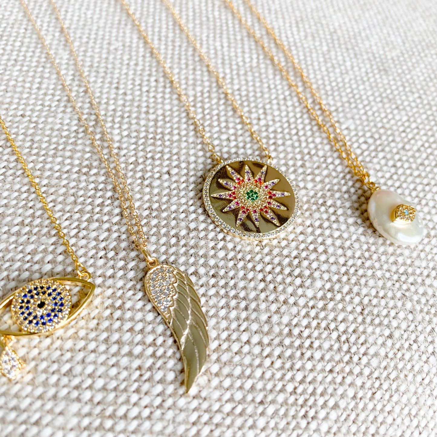 Angelwing Pave Necklace - BelleStyle