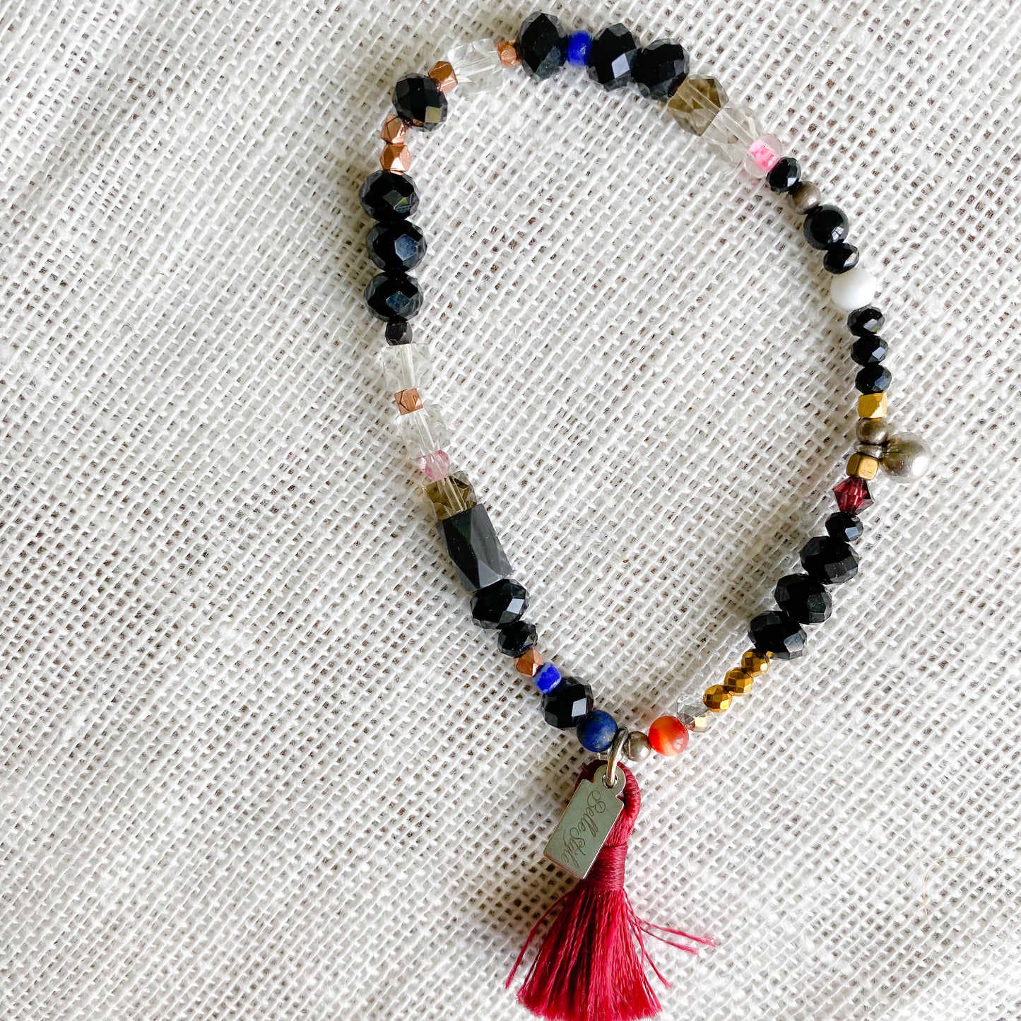 Person Lapis Lazuli Crystal Bracelet - BelleStyle