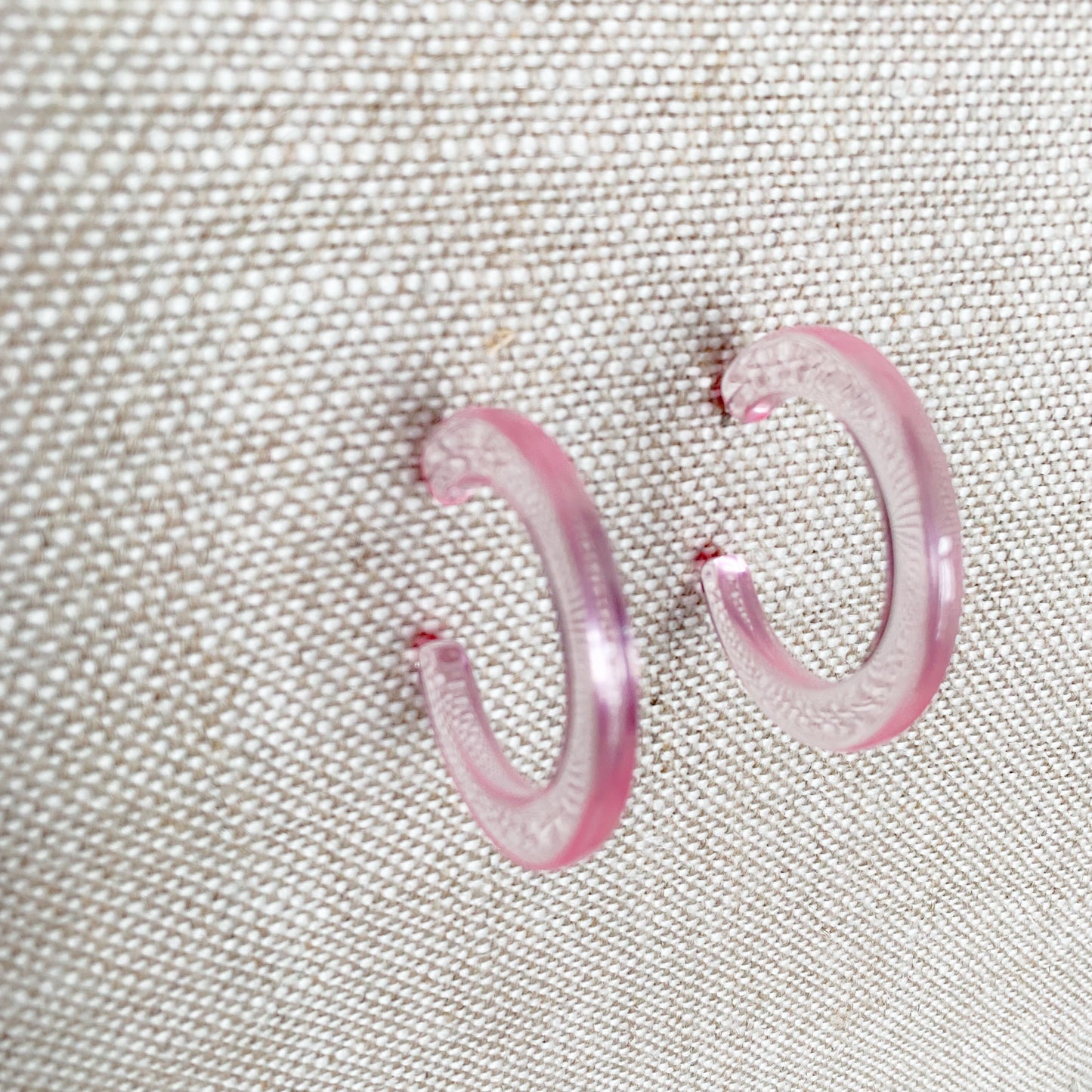 Lucite Dream Earrings - BelleStyle