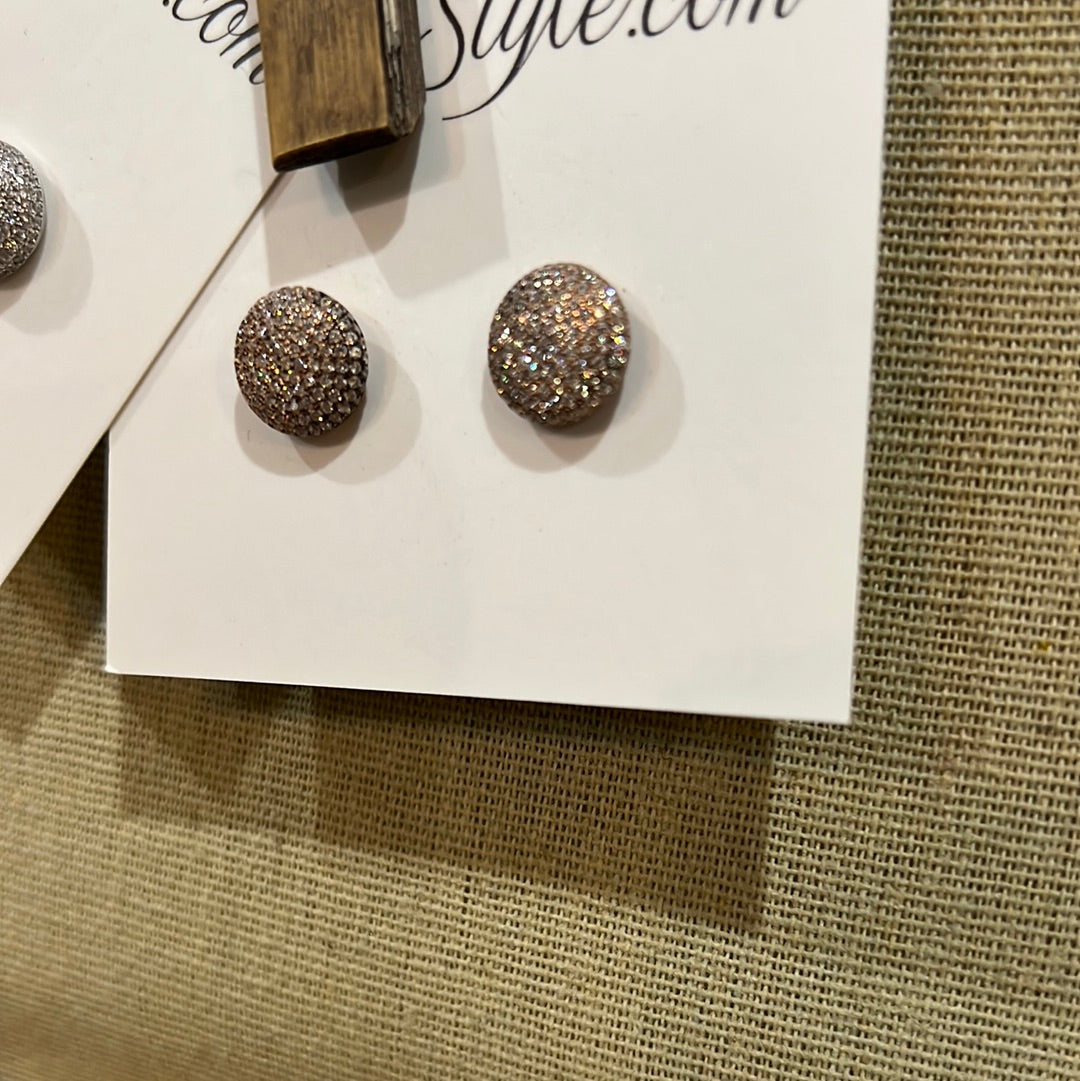 One World Earrings - BelleStyle