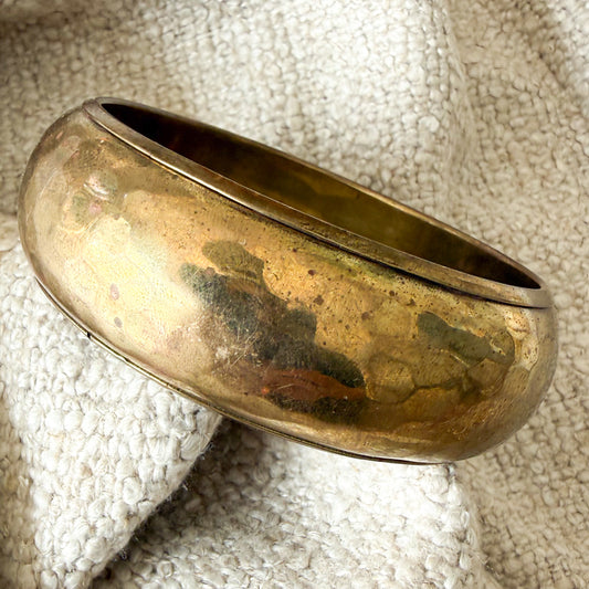 Robbie Vintage Thick Hammered Brass Bangle
