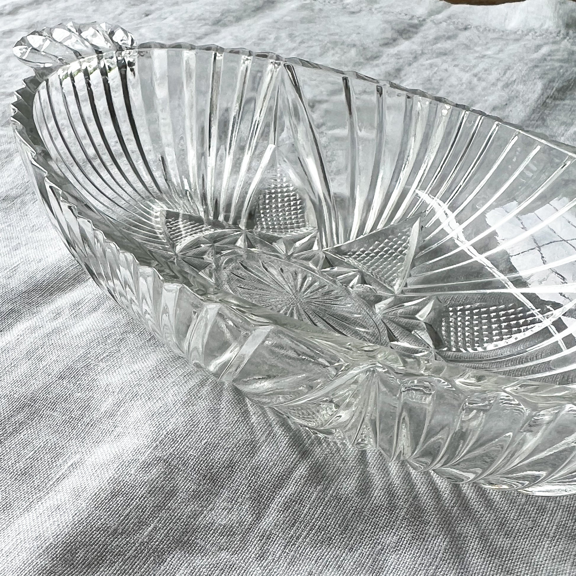 Vintage Lucky Crystal Jewelry Bowl - BelleStyle
