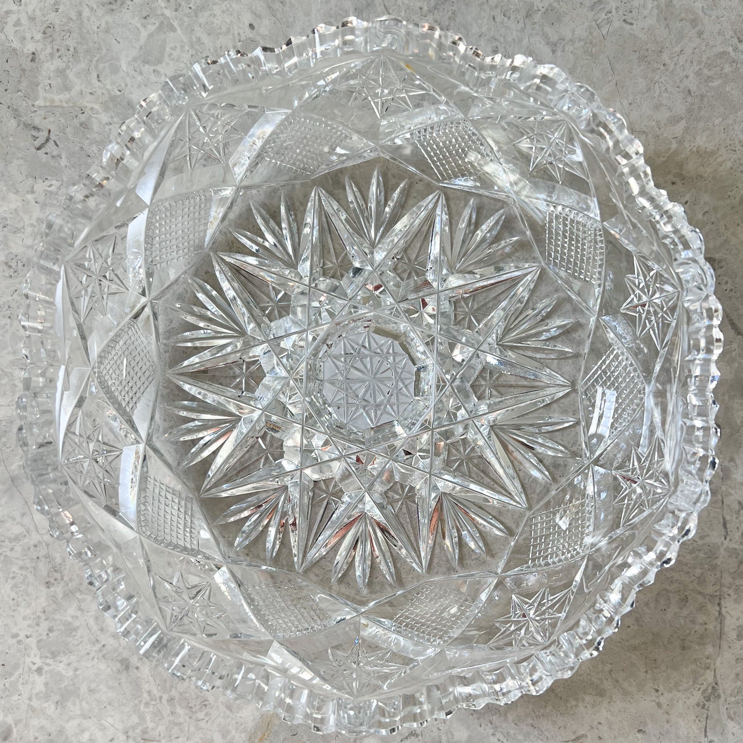 North Star Vintage Crystal Bowl - BelleStyle