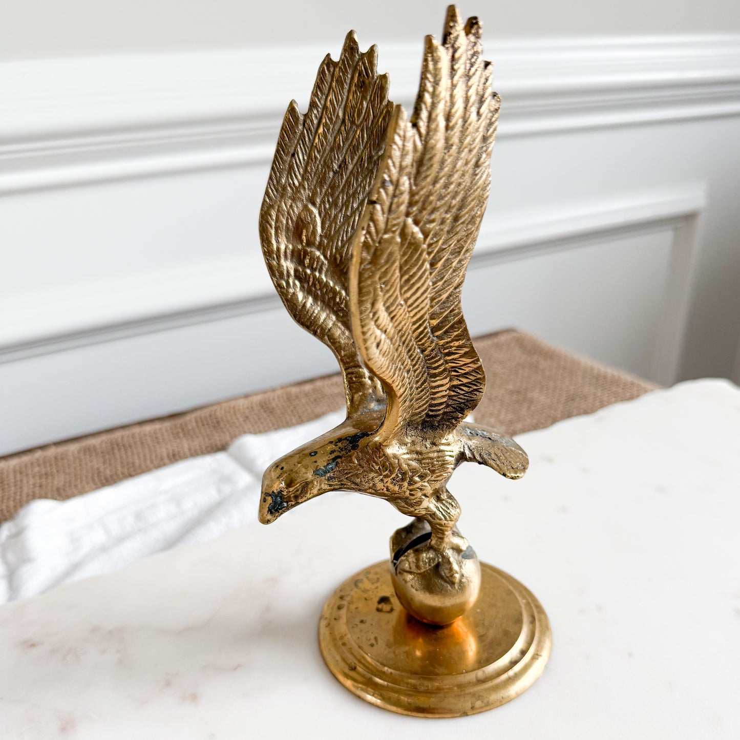BelleStyle Vintage Brass Flying Eagle Statue